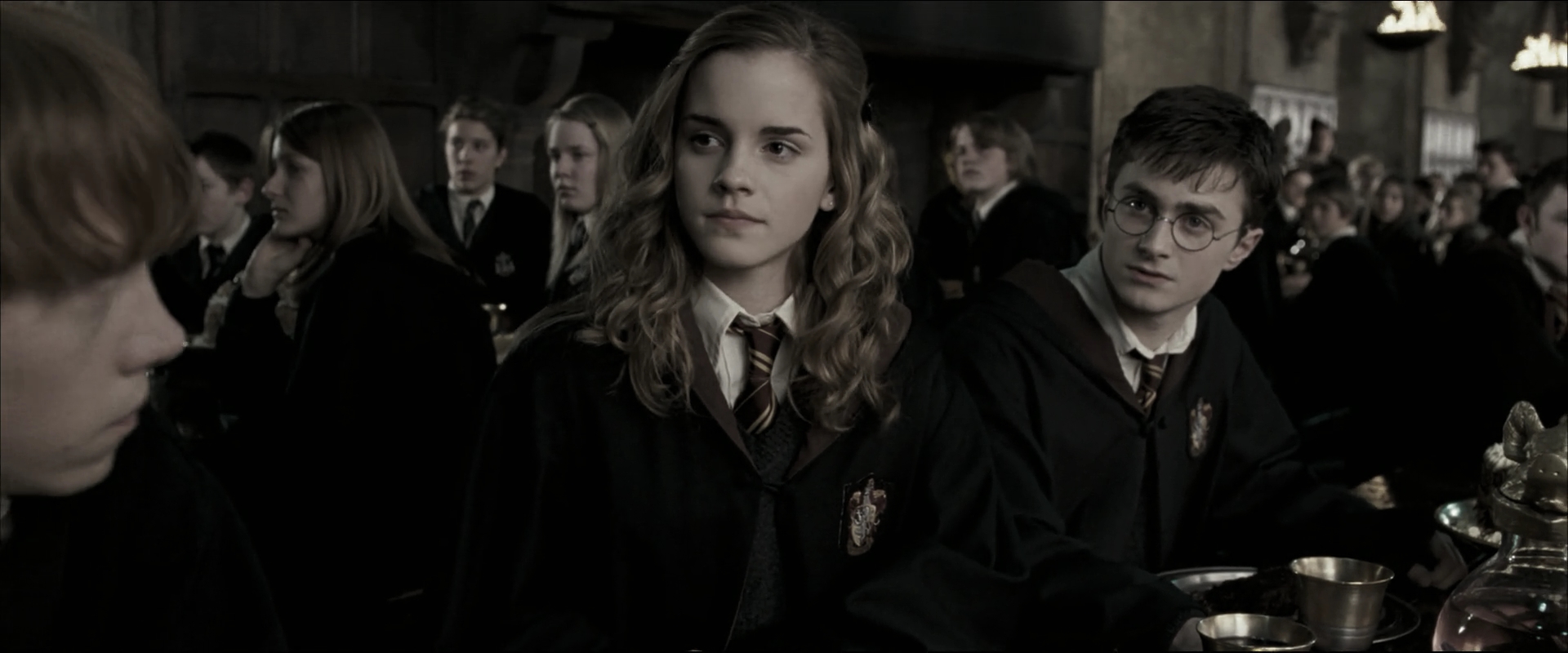 EmmaWatsonFan_dot_nl-HarryPotterAndTheOrderOfThePhoenix1906.jpg