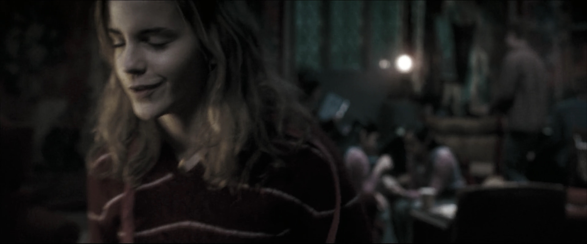 EmmaWatsonFan_dot_nl-HarryPotterAndTheOrderOfThePhoenix2377.jpg