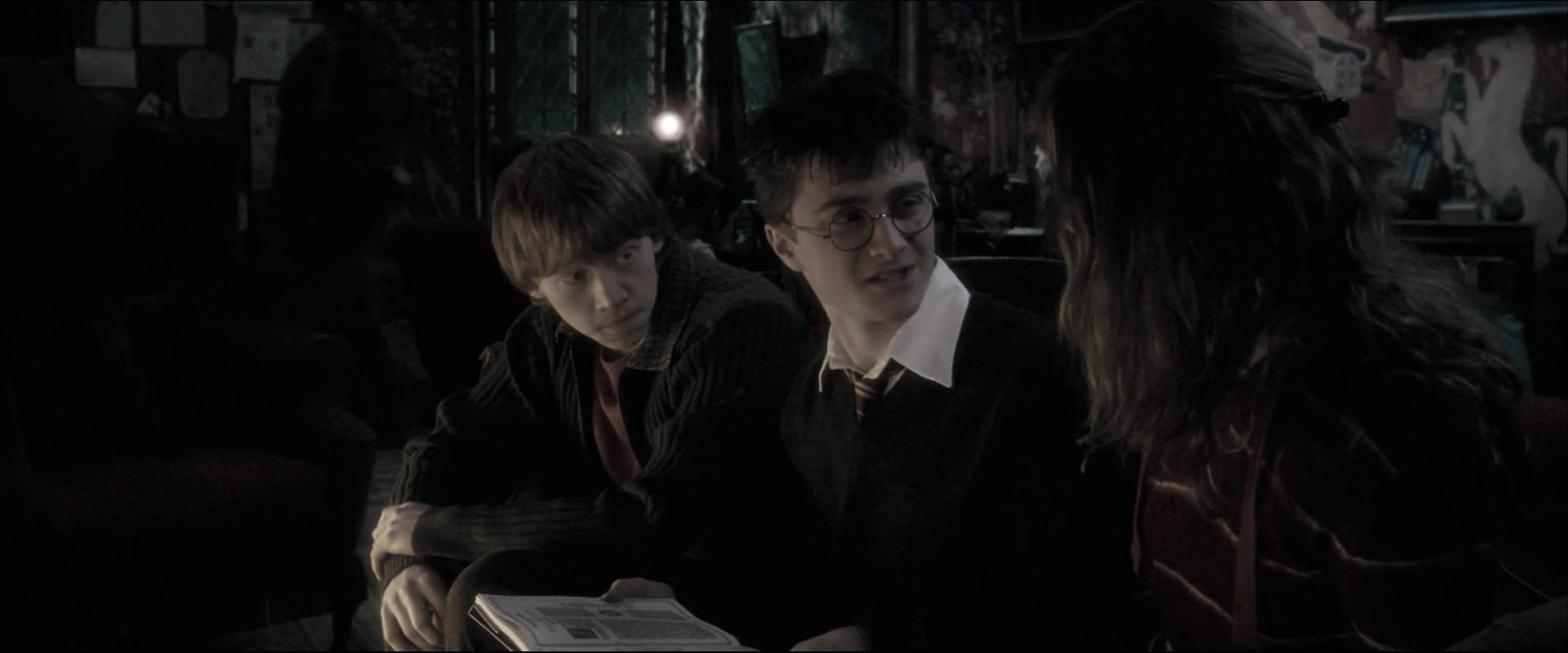 EmmaWatsonFan_dot_nl-HarryPotterAndTheOrderOfThePhoenix2414.jpg