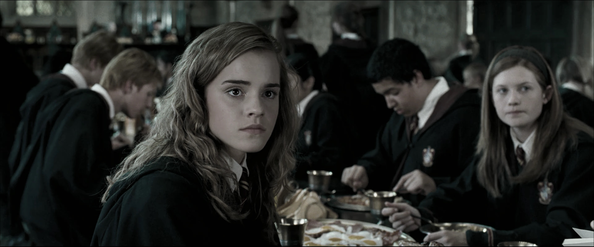 EmmaWatsonFan_dot_nl-HarryPotterAndTheOrderOfThePhoenix2632.jpg