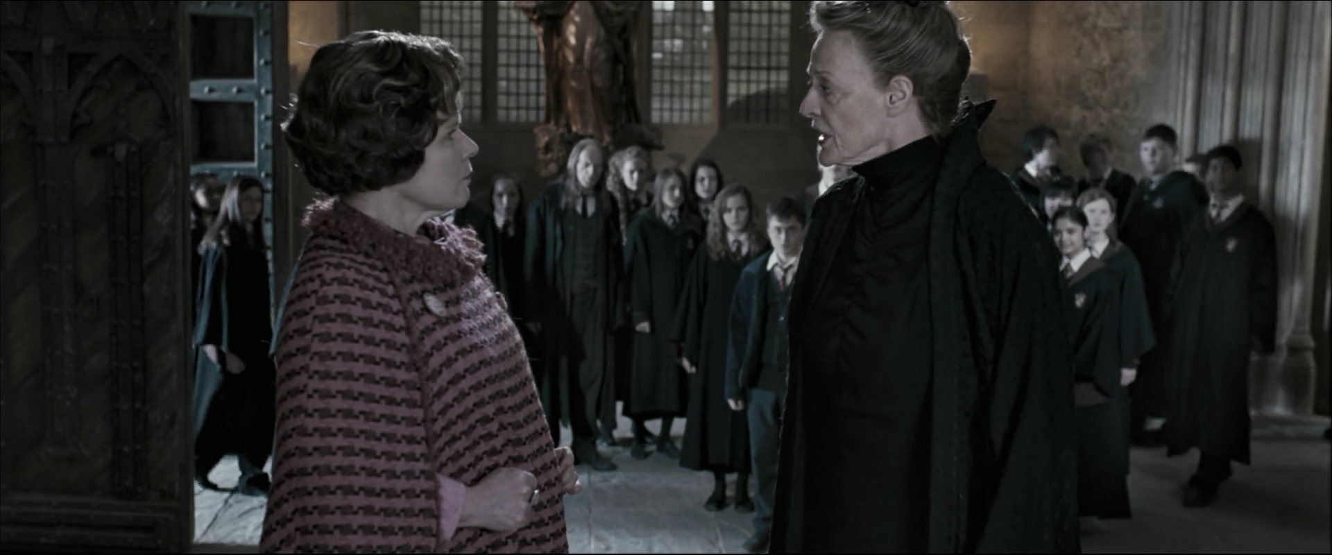 EmmaWatsonFan_dot_nl-HarryPotterAndTheOrderOfThePhoenix2654.jpg