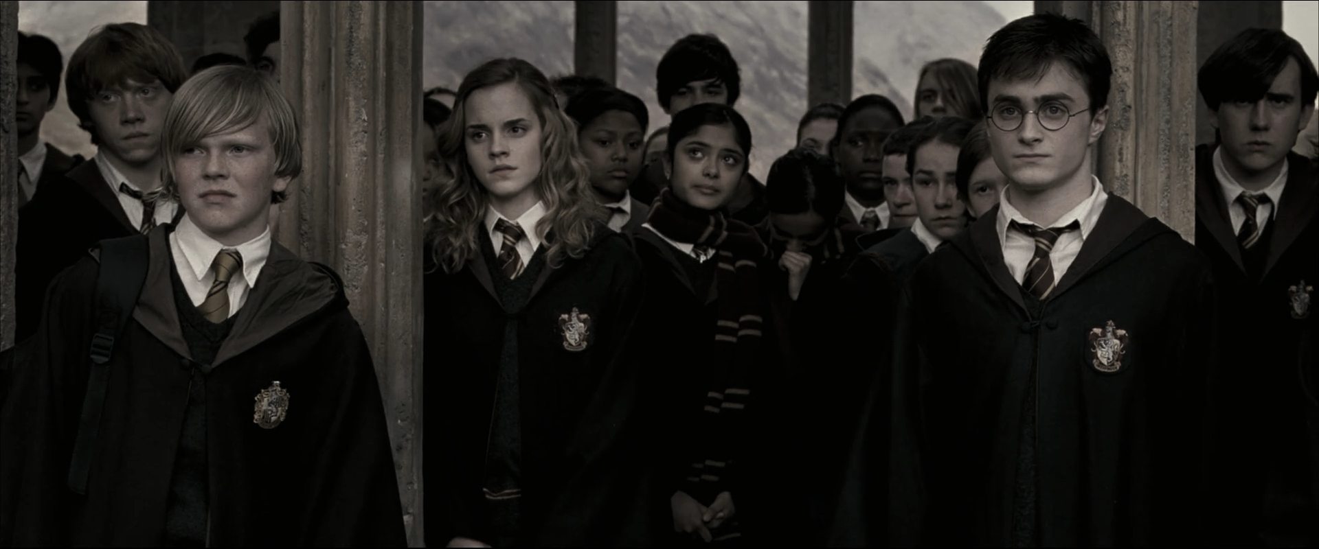 EmmaWatsonFan_dot_nl-HarryPotterAndTheOrderOfThePhoenix2868.jpg