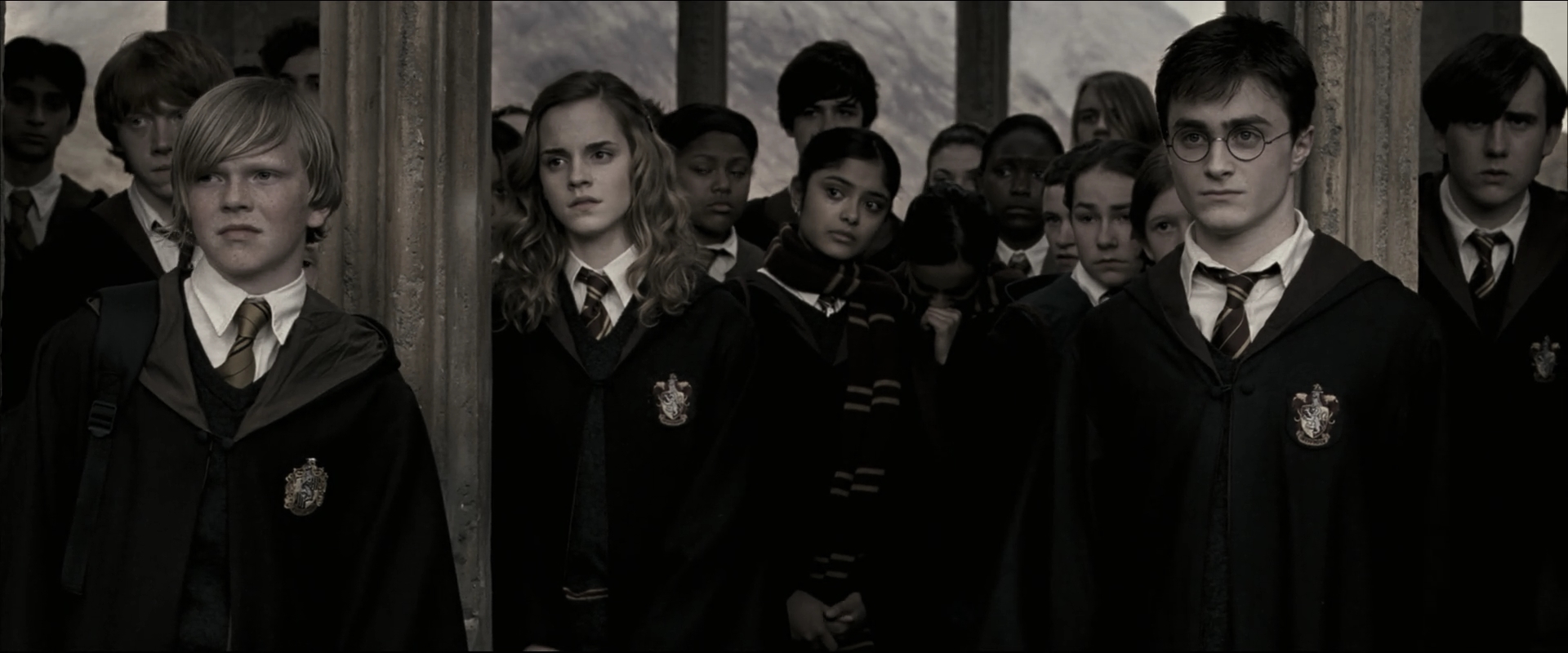 EmmaWatsonFan_dot_nl-HarryPotterAndTheOrderOfThePhoenix2870.jpg