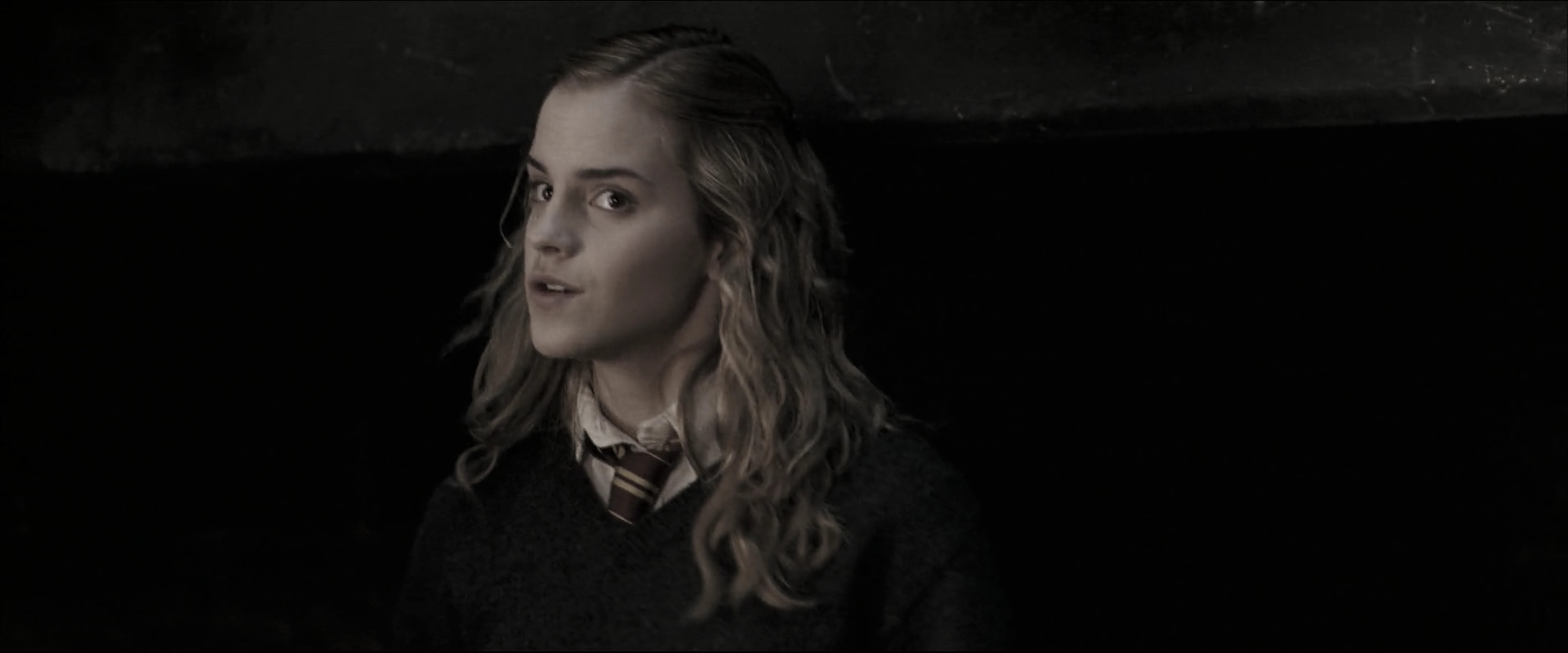 EmmaWatsonFan_dot_nl-HarryPotterAndTheOrderOfThePhoenix2971.jpg