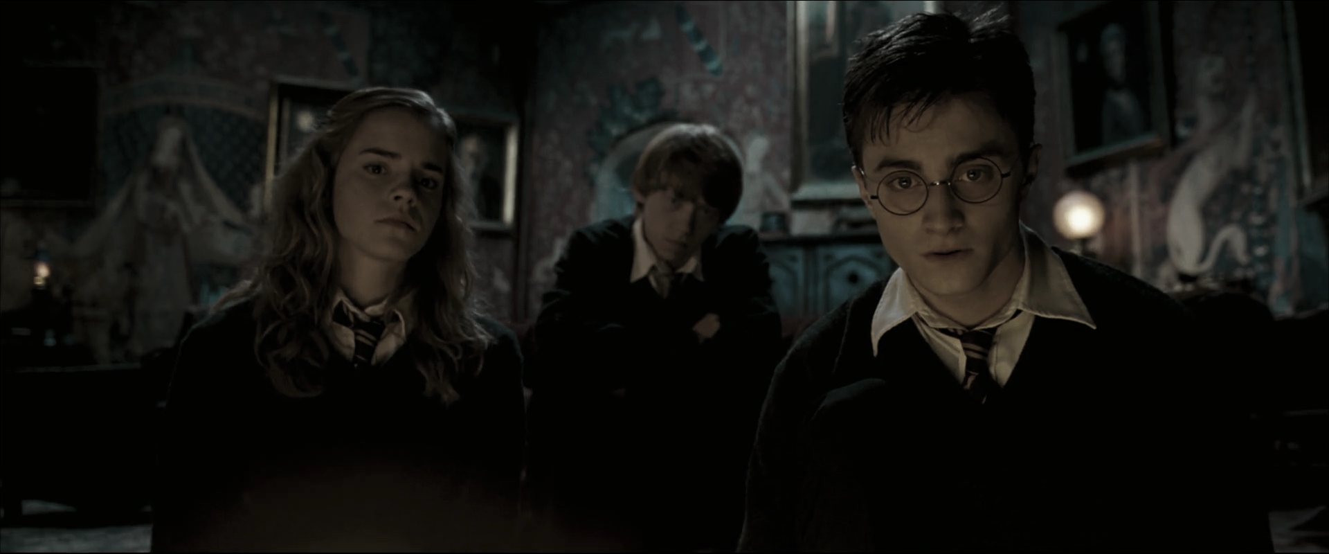EmmaWatsonFan_dot_nl-HarryPotterAndTheOrderOfThePhoenix3047.jpg