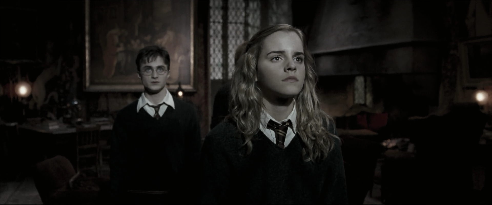 EmmaWatsonFan_dot_nl-HarryPotterAndTheOrderOfThePhoenix3061.jpg