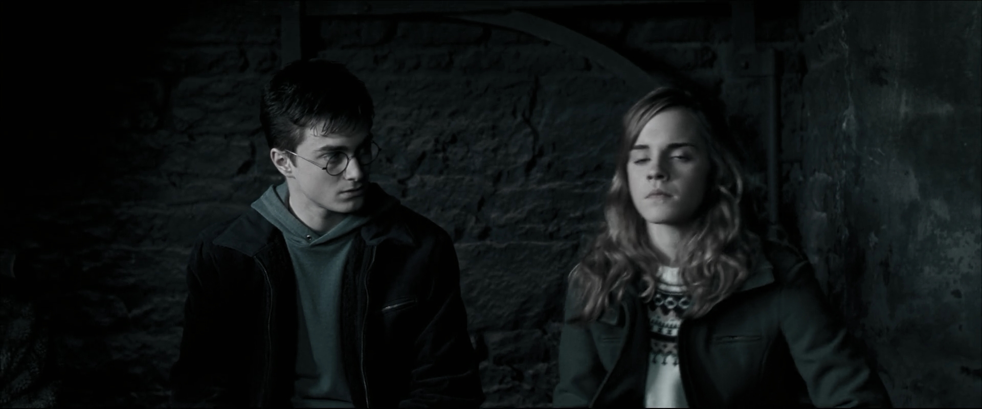 EmmaWatsonFan_dot_nl-HarryPotterAndTheOrderOfThePhoenix3135.jpg