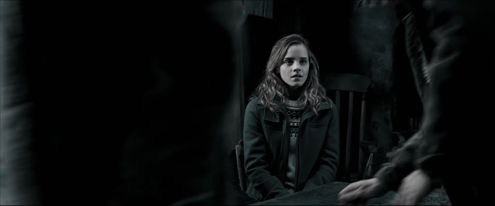 EmmaWatsonFan_dot_nl-HarryPotterAndTheOrderOfThePhoenix3283.jpg