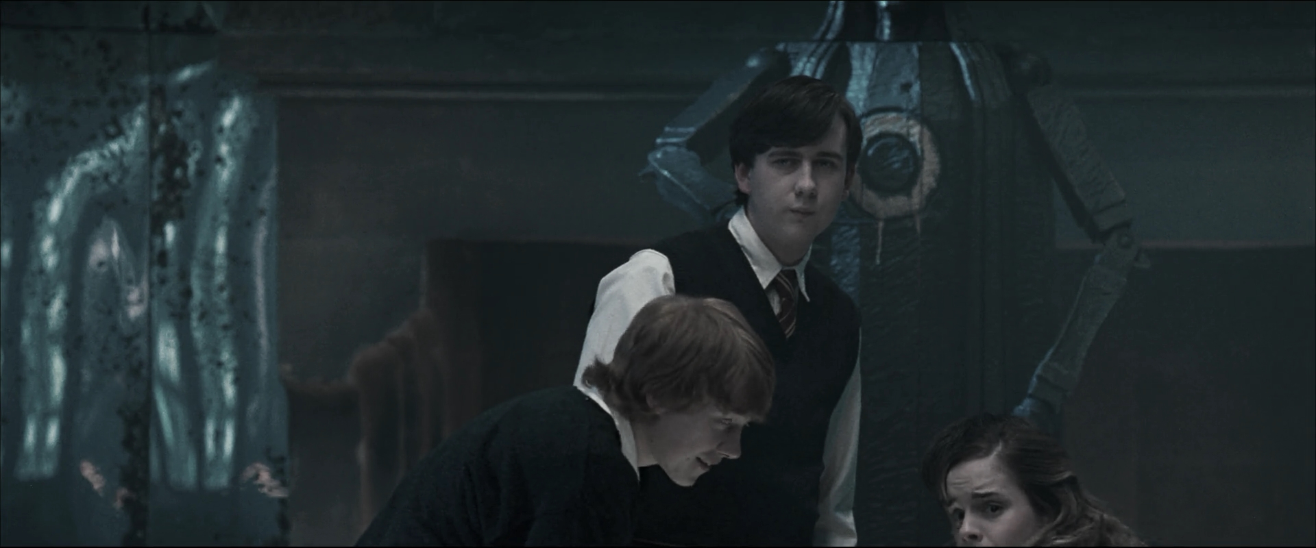 EmmaWatsonFan_dot_nl-HarryPotterAndTheOrderOfThePhoenix3435.jpg