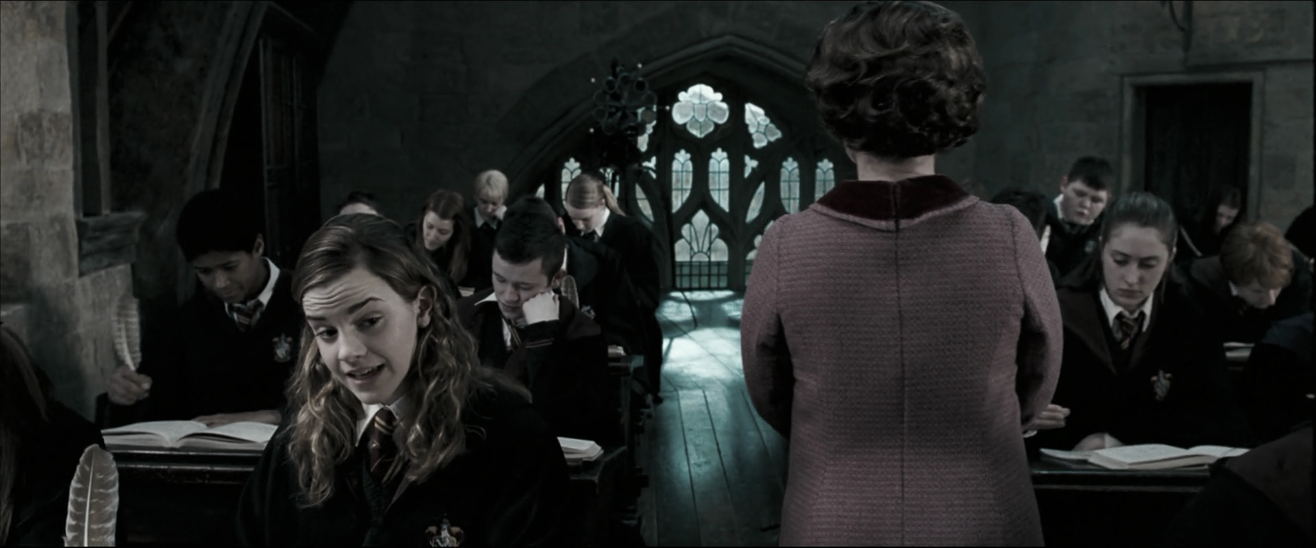 EmmaWatsonFan_dot_nl-HarryPotterAndTheOrderOfThePhoenix3455.jpg