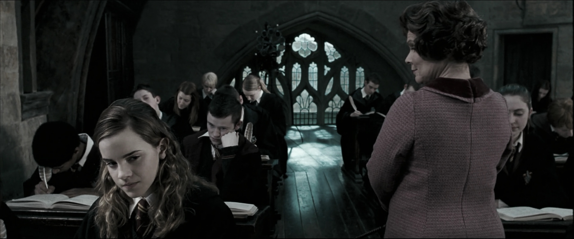 EmmaWatsonFan_dot_nl-HarryPotterAndTheOrderOfThePhoenix3456.jpg