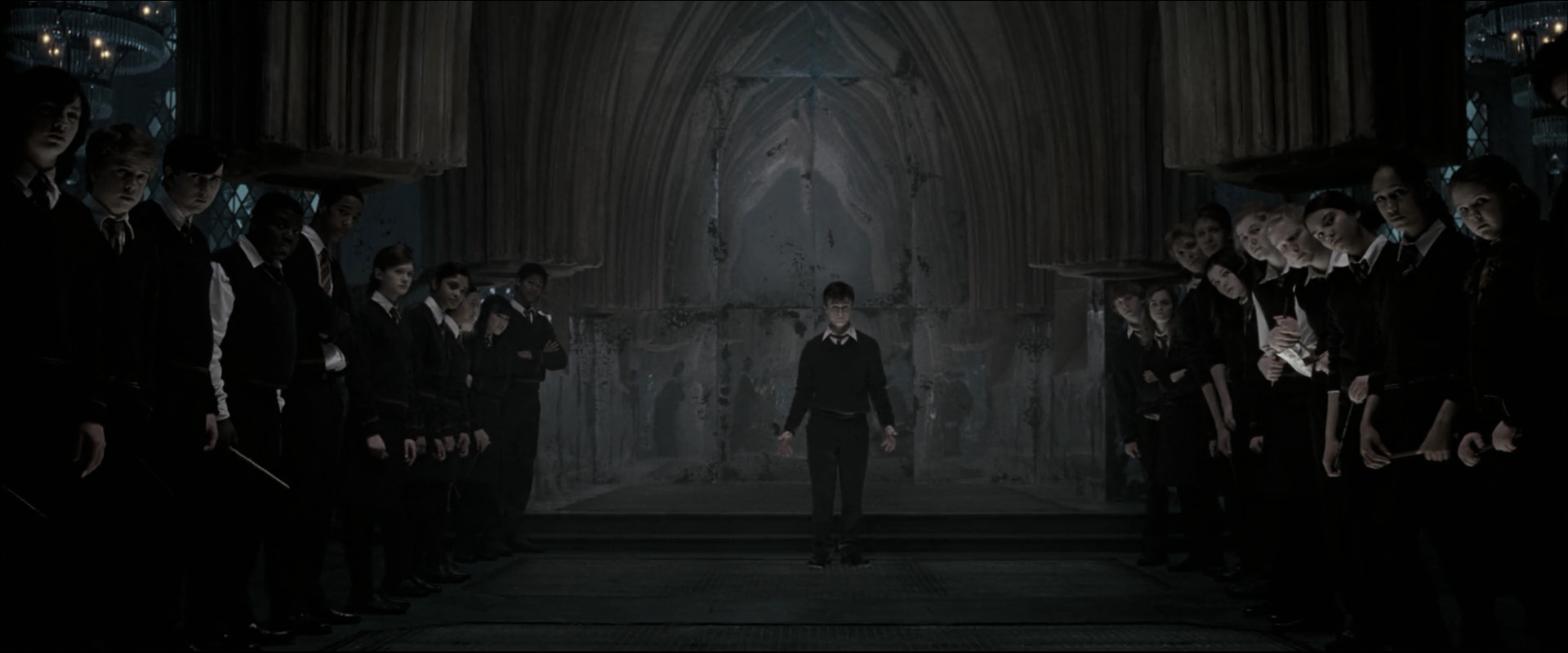 EmmaWatsonFan_dot_nl-HarryPotterAndTheOrderOfThePhoenix3481.jpg