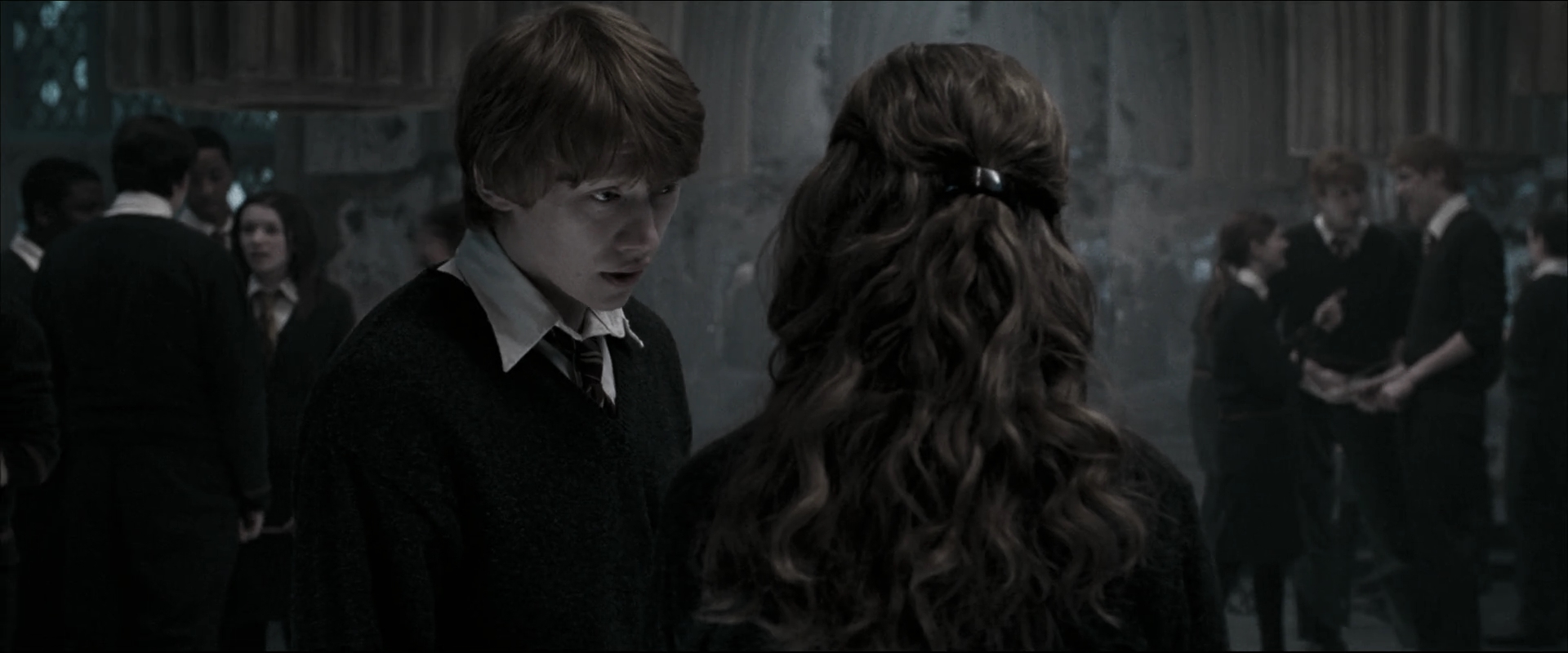 EmmaWatsonFan_dot_nl-HarryPotterAndTheOrderOfThePhoenix3503.jpg