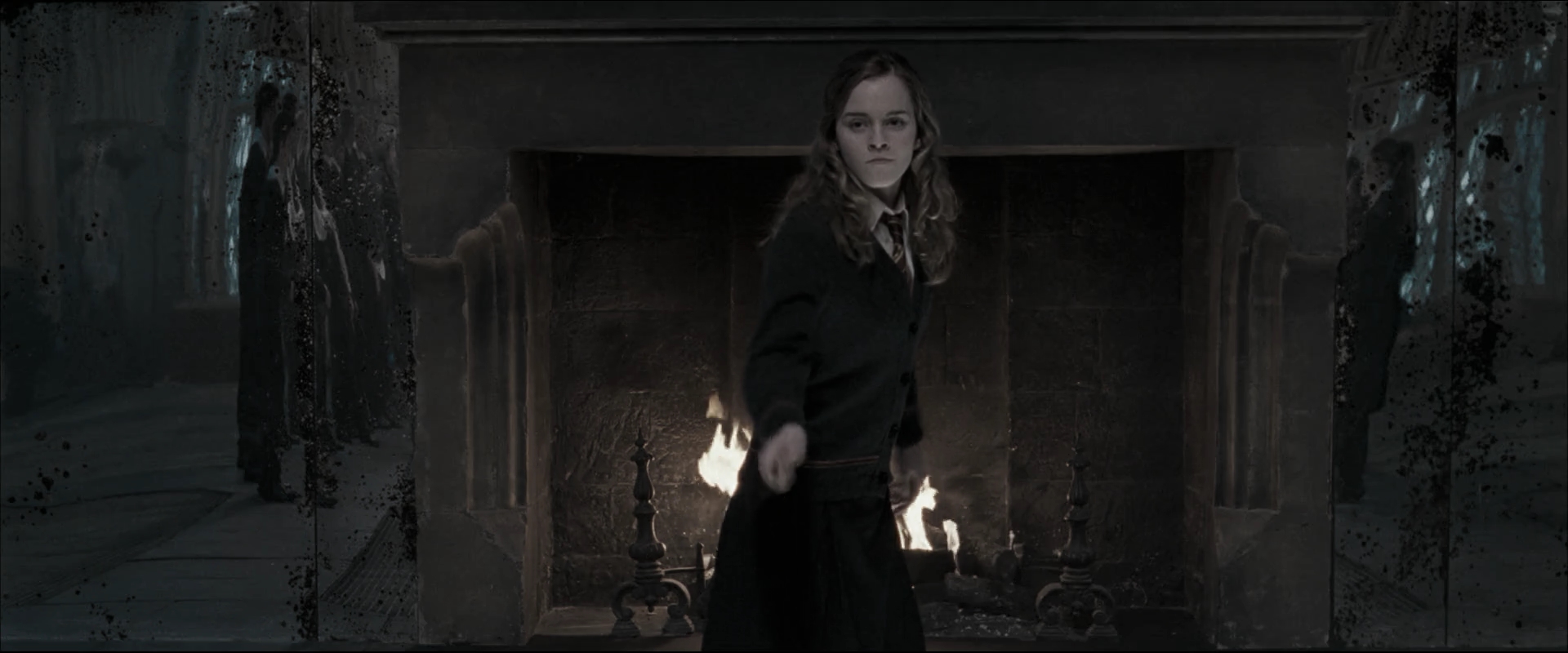EmmaWatsonFan_dot_nl-HarryPotterAndTheOrderOfThePhoenix3523.jpg