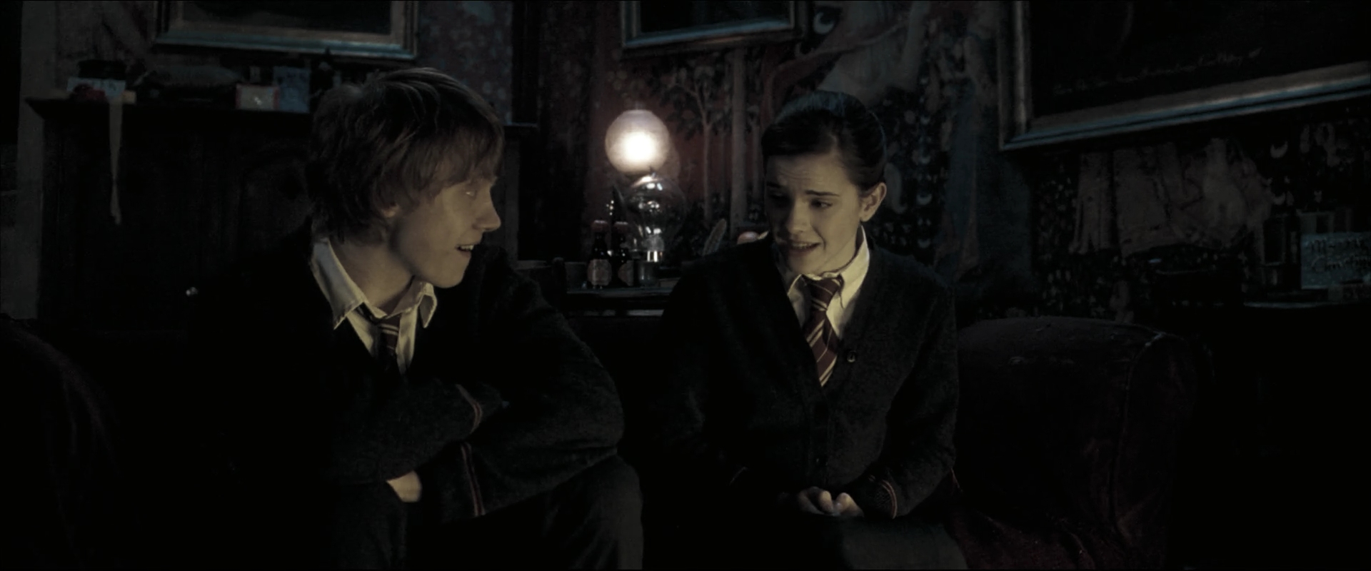 EmmaWatsonFan_dot_nl-HarryPotterAndTheOrderOfThePhoenix3893.jpg