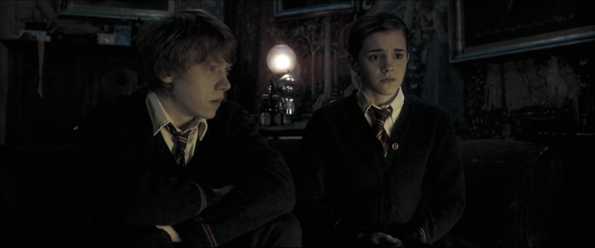 EmmaWatsonFan_dot_nl-HarryPotterAndTheOrderOfThePhoenix3913.jpg