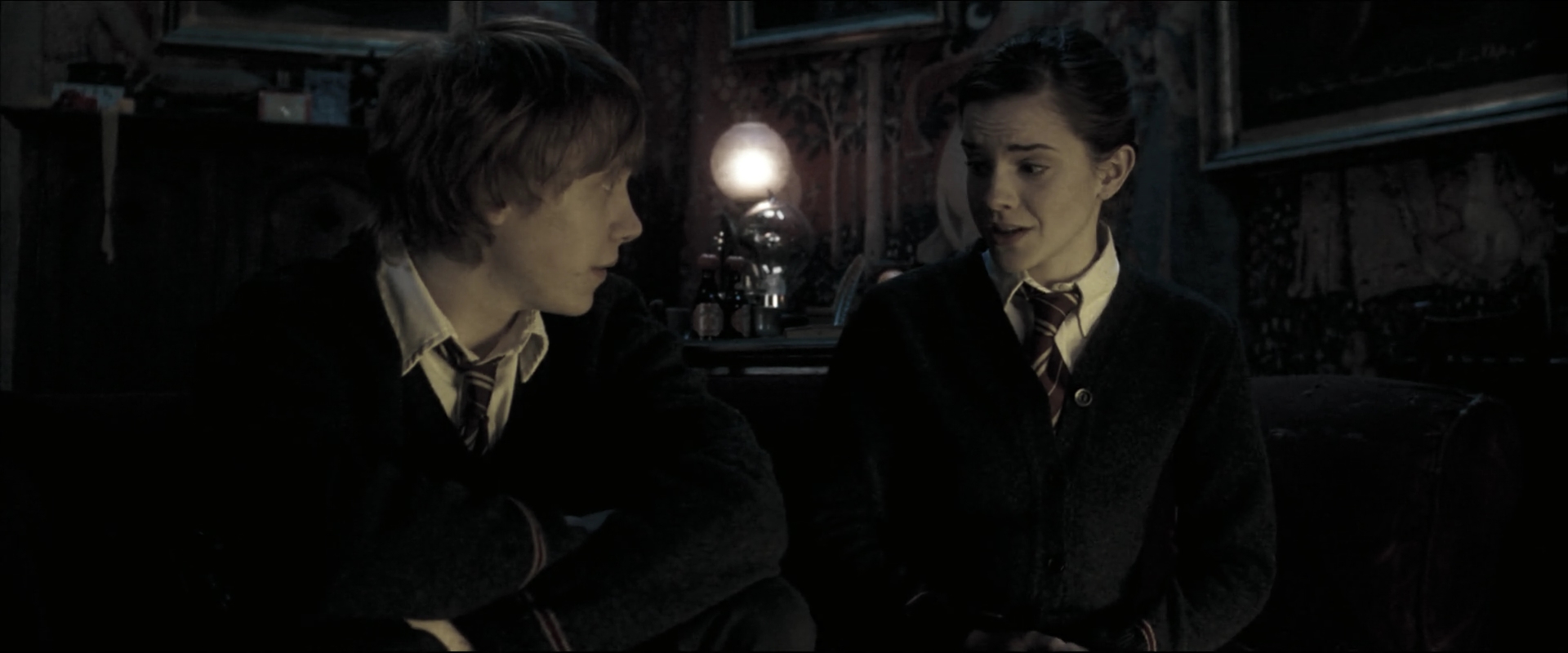 EmmaWatsonFan_dot_nl-HarryPotterAndTheOrderOfThePhoenix3918.jpg