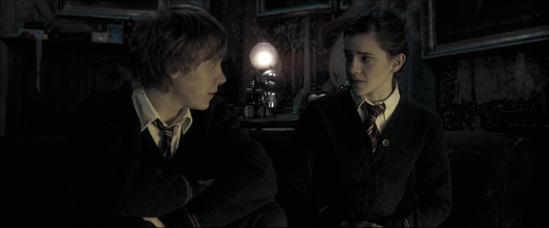 EmmaWatsonFan_dot_nl-HarryPotterAndTheOrderOfThePhoenix3919.jpg