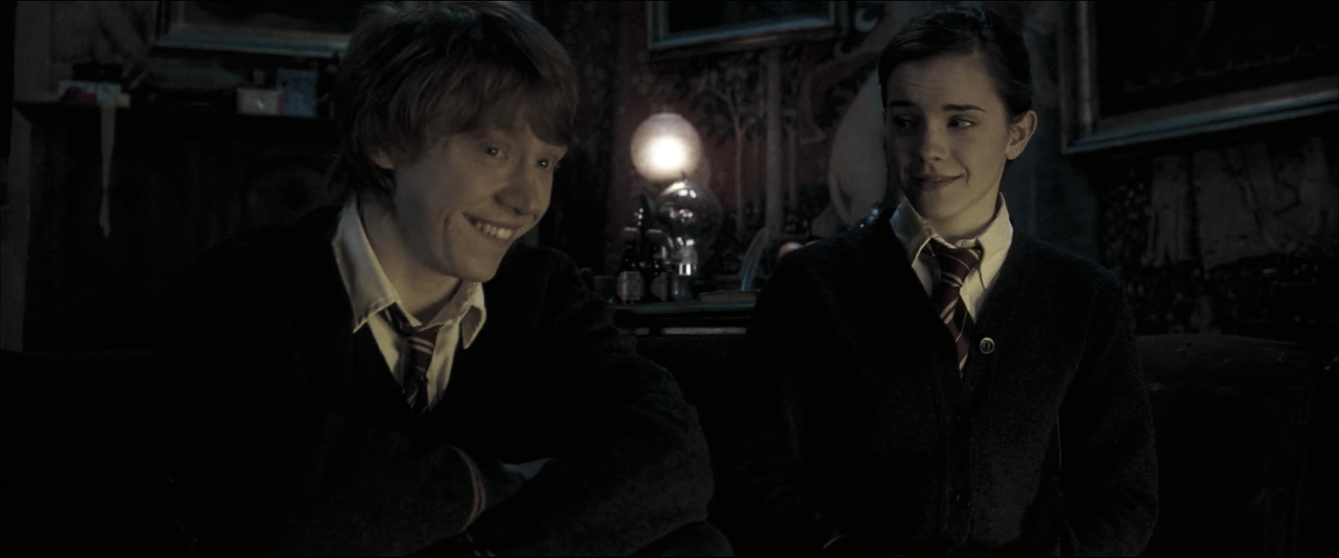 EmmaWatsonFan_dot_nl-HarryPotterAndTheOrderOfThePhoenix3926.jpg