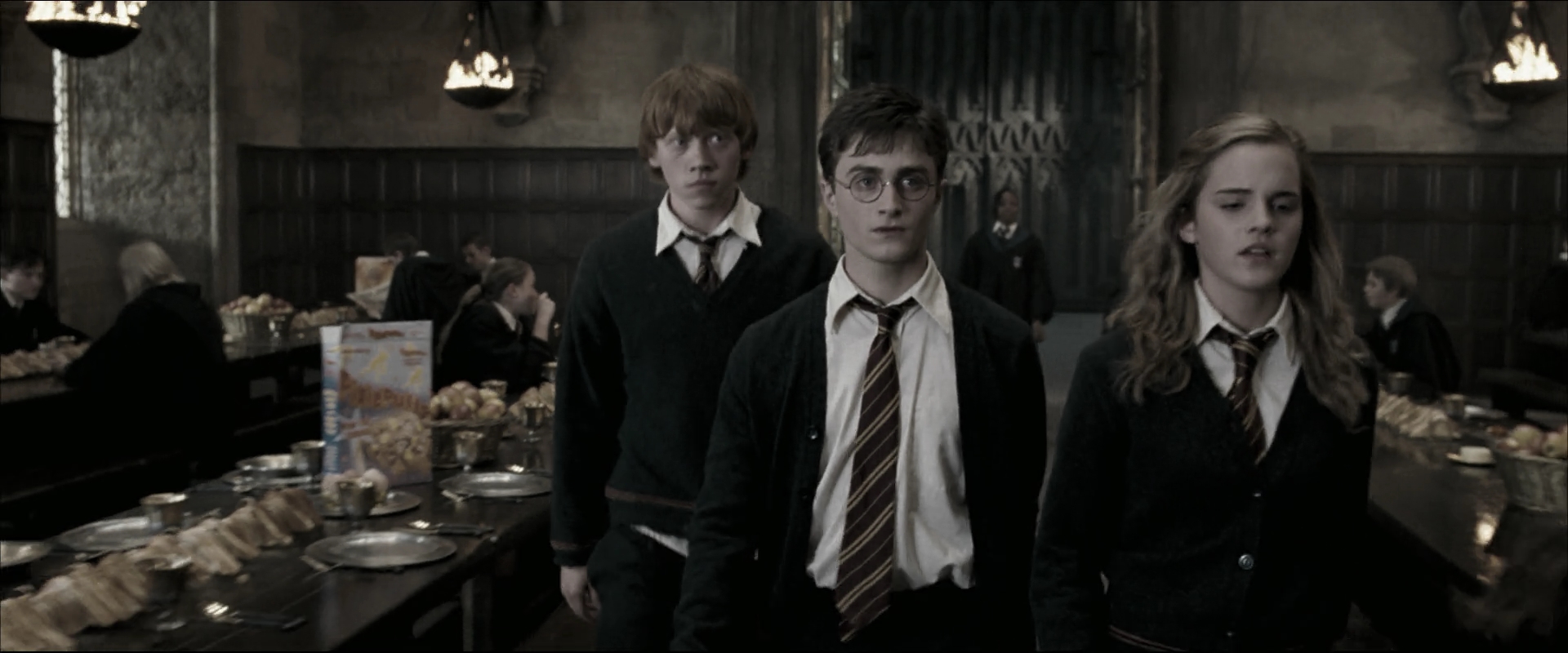 EmmaWatsonFan_dot_nl-HarryPotterAndTheOrderOfThePhoenix4686.jpg