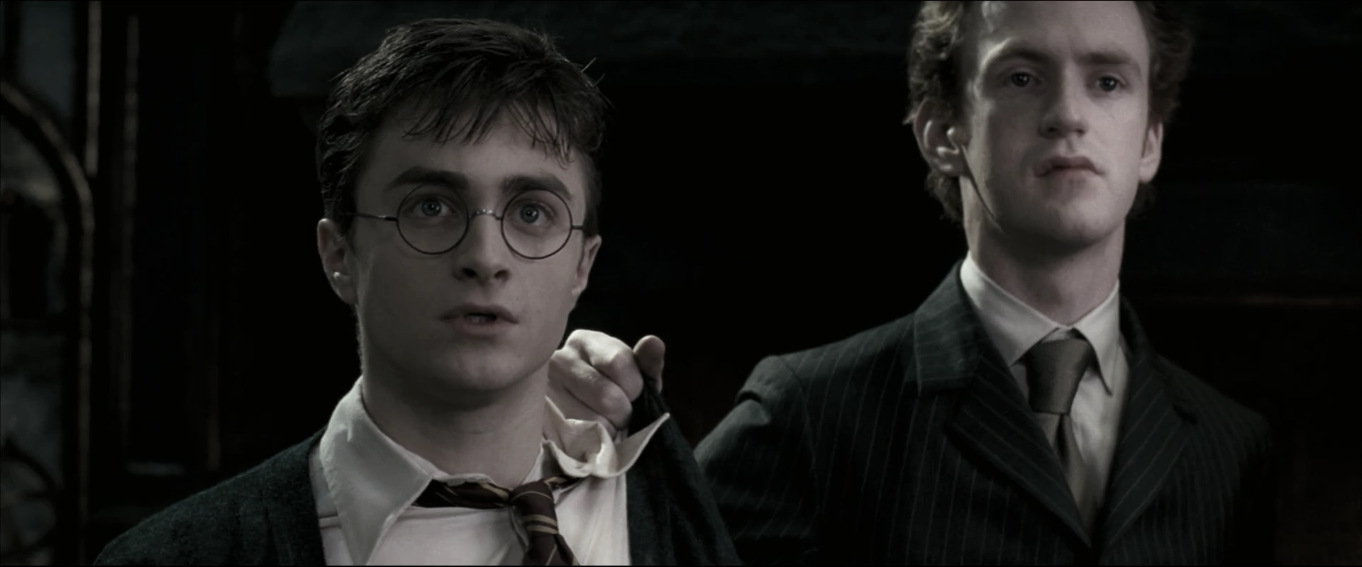 EmmaWatsonFan_dot_nl-HarryPotterAndTheOrderOfThePhoenix4951.jpg