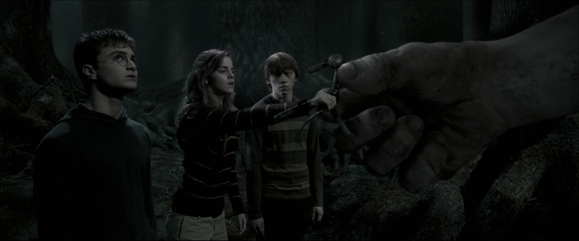 EmmaWatsonFan_dot_nl-HarryPotterAndTheOrderOfThePhoenix5289.jpg