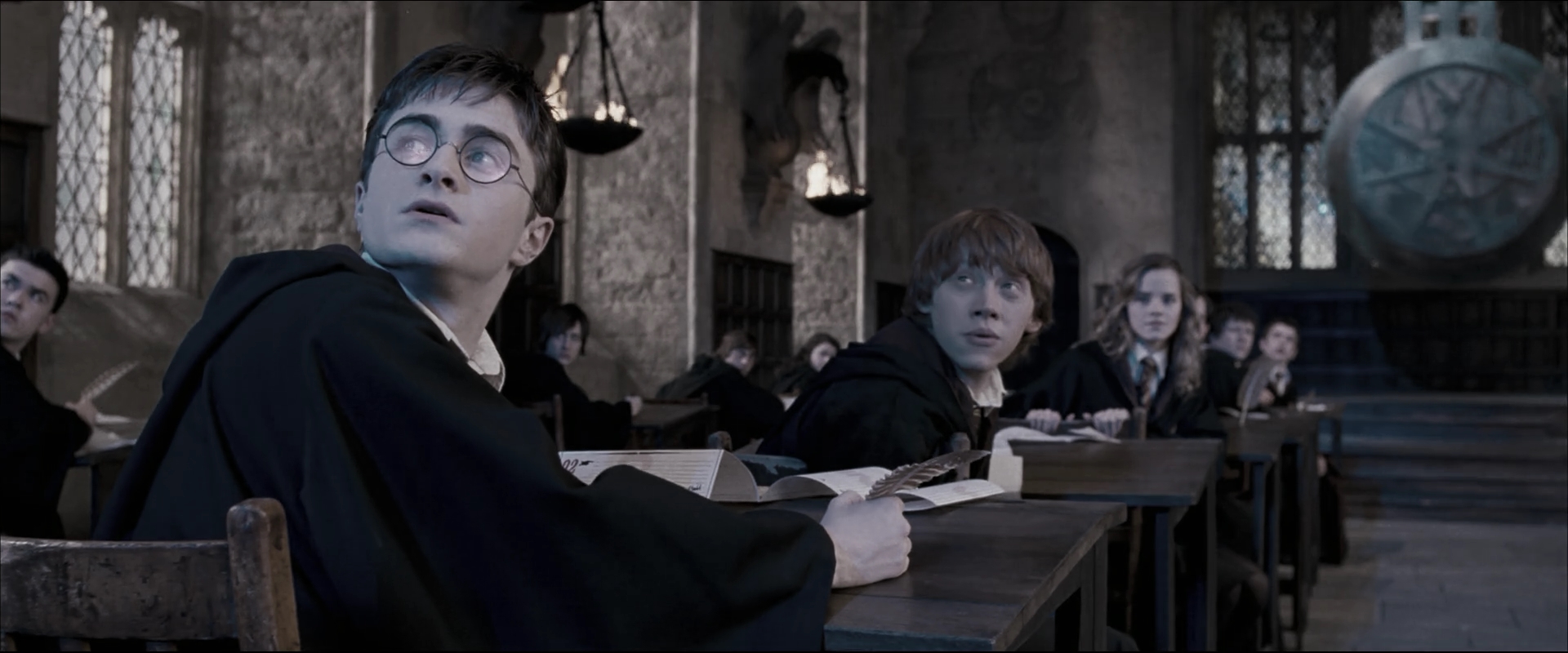 EmmaWatsonFan_dot_nl-HarryPotterAndTheOrderOfThePhoenix5568.jpg