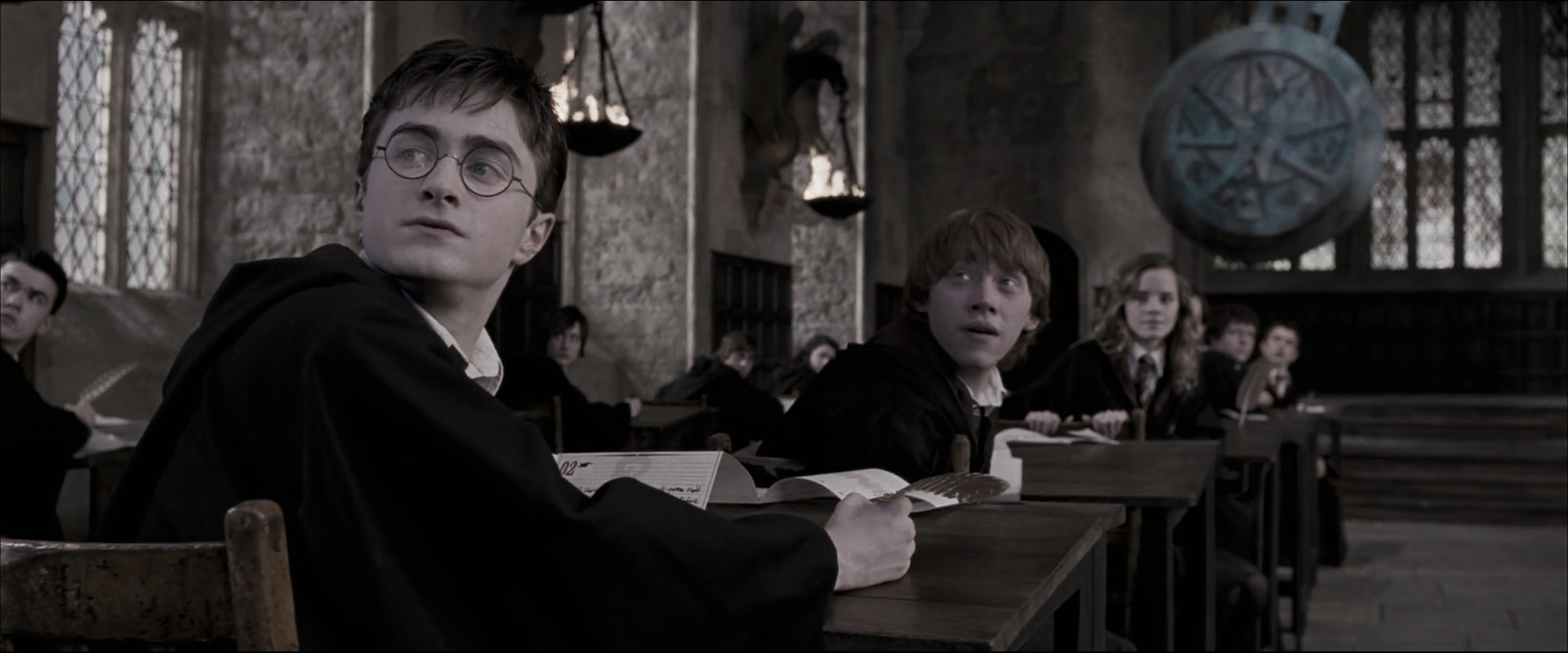 EmmaWatsonFan_dot_nl-HarryPotterAndTheOrderOfThePhoenix5569.jpg