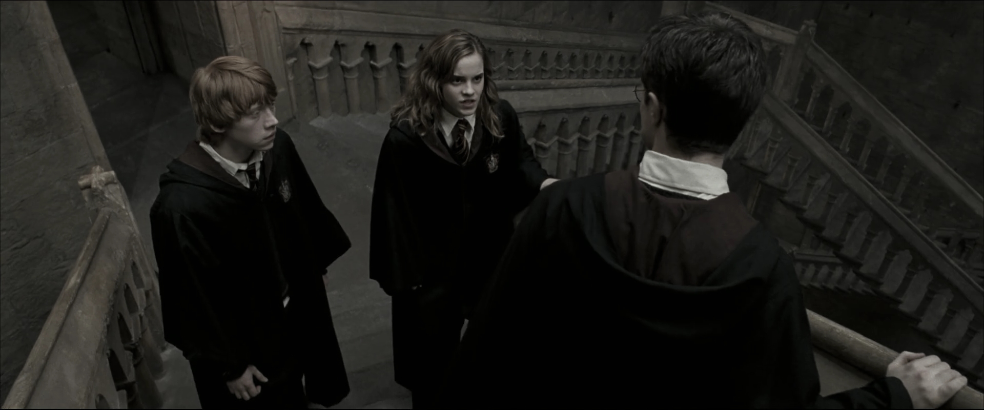 EmmaWatsonFan_dot_nl-HarryPotterAndTheOrderOfThePhoenix5753.jpg