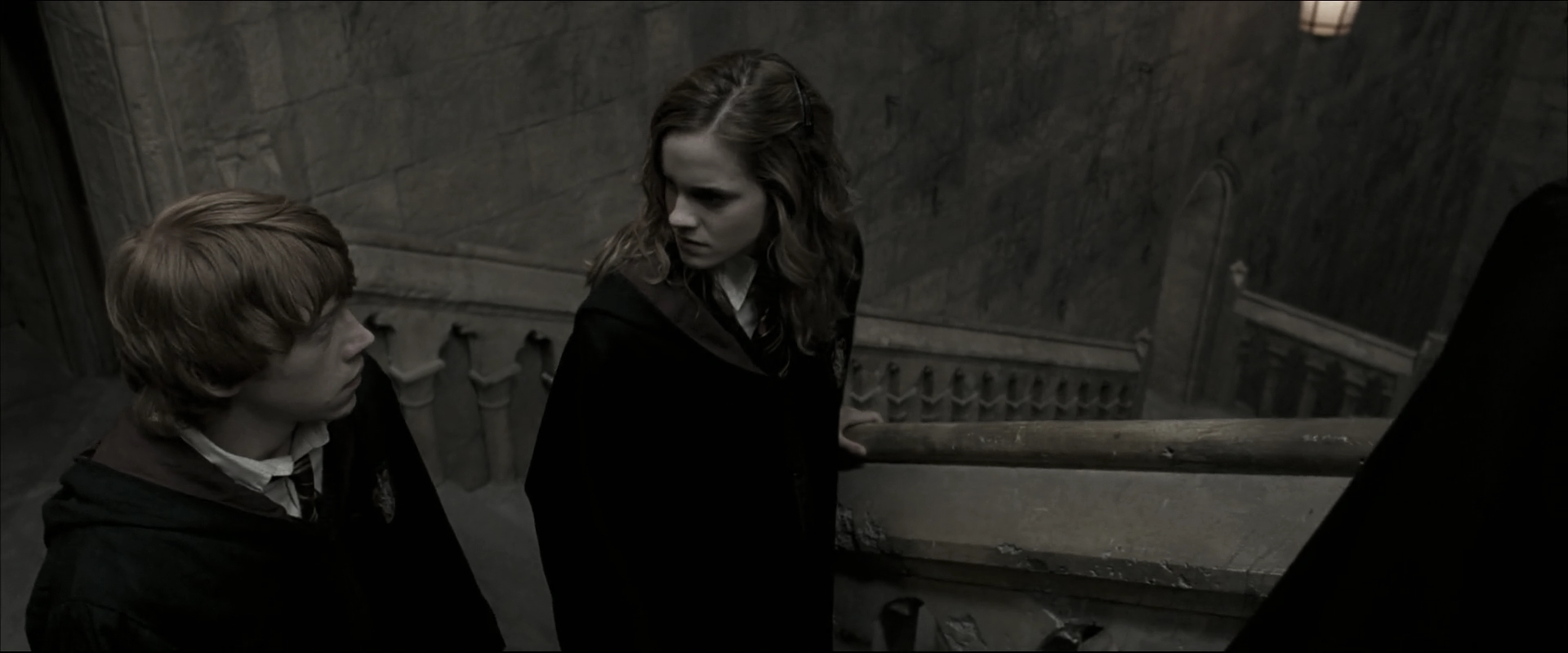 EmmaWatsonFan_dot_nl-HarryPotterAndTheOrderOfThePhoenix5764.jpg