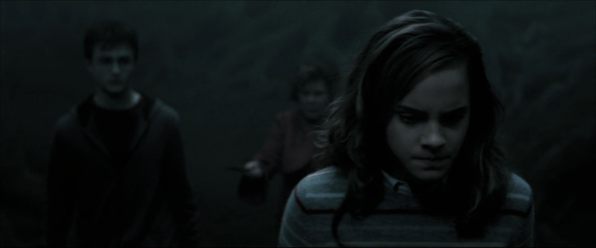 EmmaWatsonFan_dot_nl-HarryPotterAndTheOrderOfThePhoenix5936.jpg