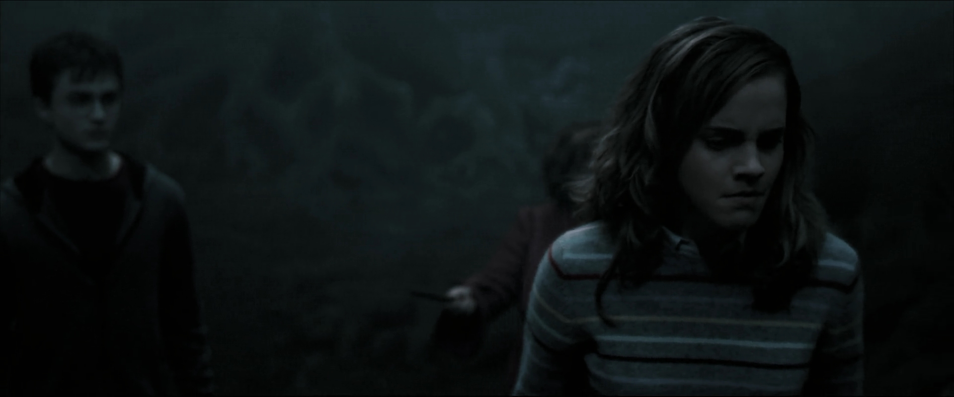 EmmaWatsonFan_dot_nl-HarryPotterAndTheOrderOfThePhoenix5938.jpg