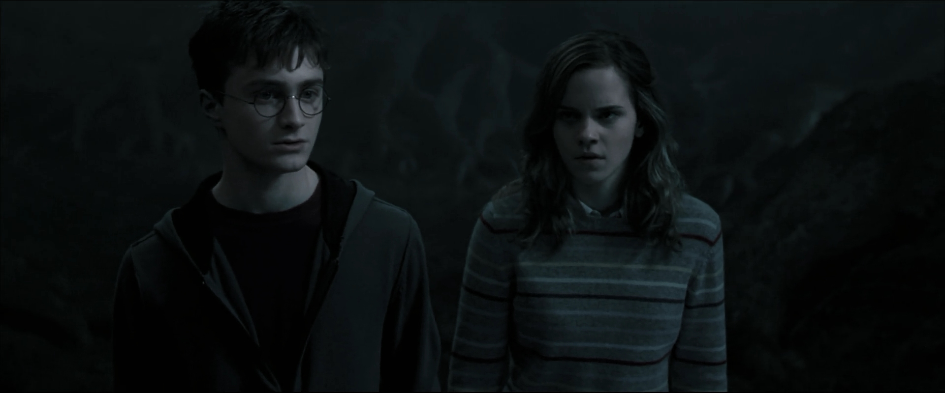 EmmaWatsonFan_dot_nl-HarryPotterAndTheOrderOfThePhoenix5956.jpg