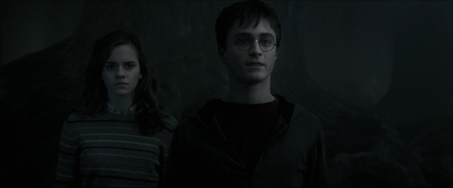 EmmaWatsonFan_dot_nl-HarryPotterAndTheOrderOfThePhoenix6048.jpg
