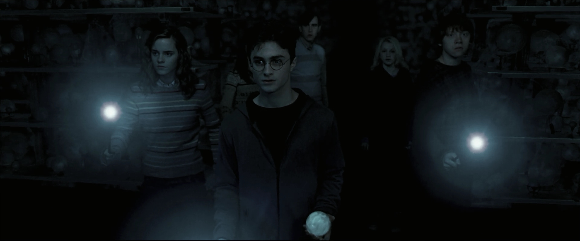 EmmaWatsonFan_dot_nl-HarryPotterAndTheOrderOfThePhoenix6313.jpg