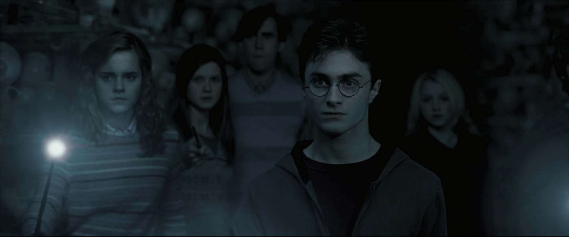 EmmaWatsonFan_dot_nl-HarryPotterAndTheOrderOfThePhoenix6336.jpg