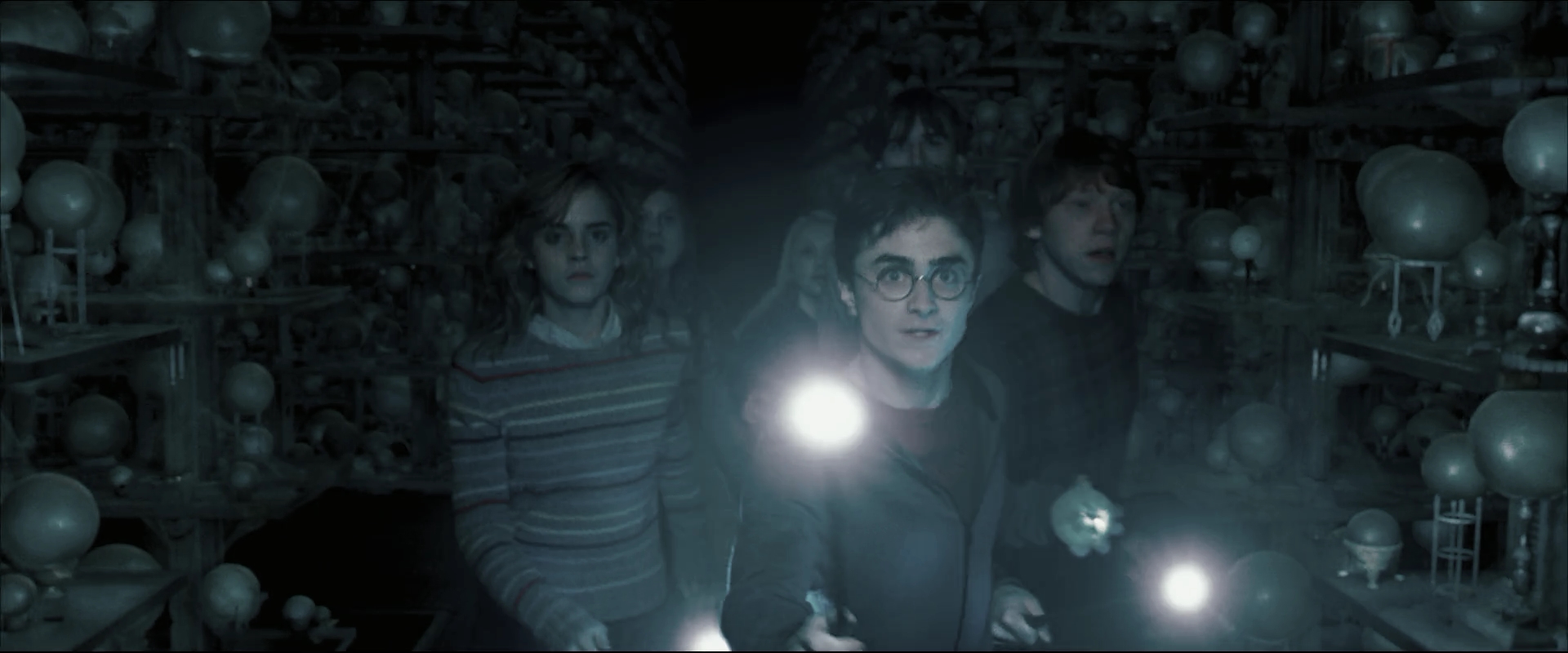 EmmaWatsonFan_dot_nl-HarryPotterAndTheOrderOfThePhoenix6451.jpg EmmaWatsonFan_dot_nl-HarryPotterAndTheOrderOfThePhoenix6451.jpg