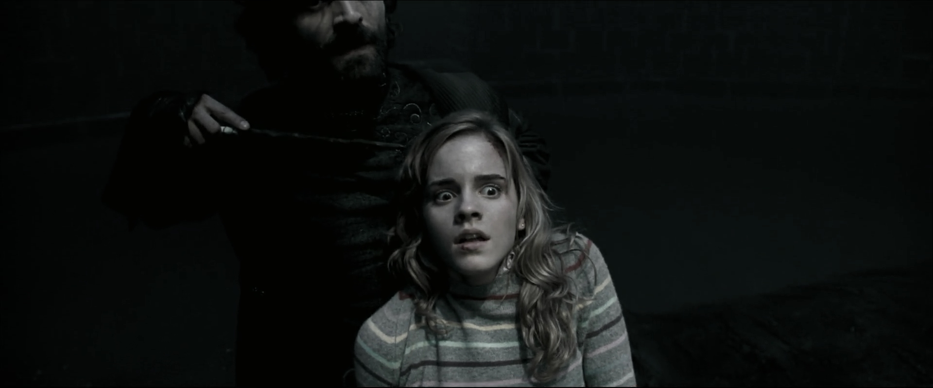 EmmaWatsonFan_dot_nl-HarryPotterAndTheOrderOfThePhoenix6710.jpg