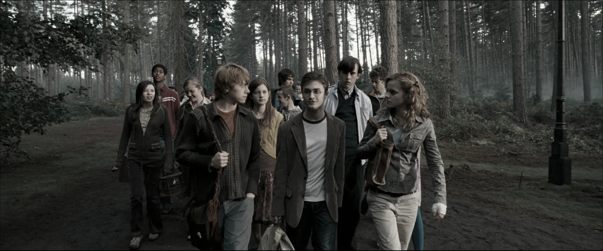 EmmaWatsonFan_dot_nl-HarryPotterAndTheOrderOfThePhoenix7432.jpg