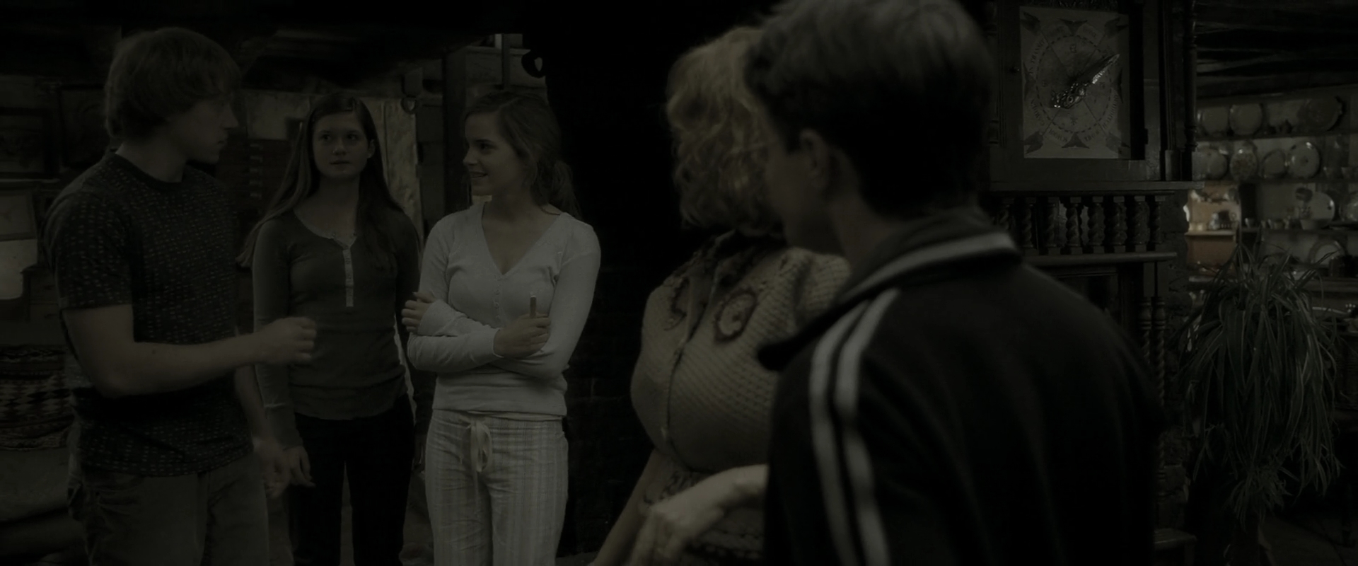 EmmaWatsonFan_dot_nl-HarryPotterAndTheHalfBloodPrince0781.jpg
