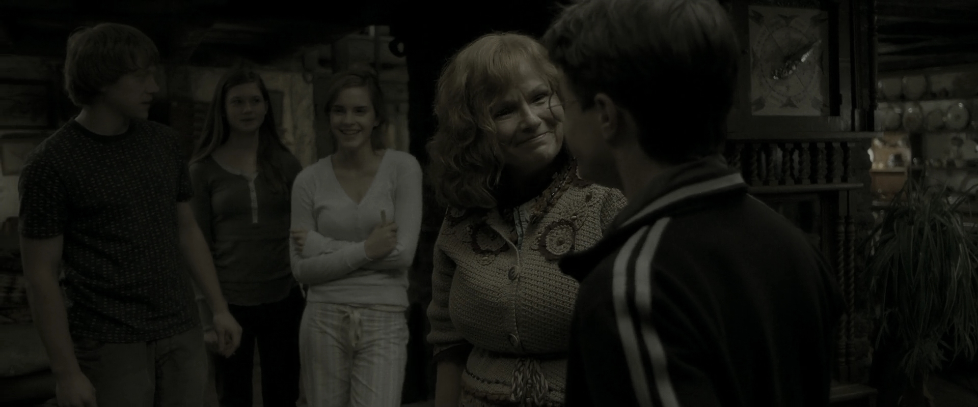 EmmaWatsonFan_dot_nl-HarryPotterAndTheHalfBloodPrince0784.jpg