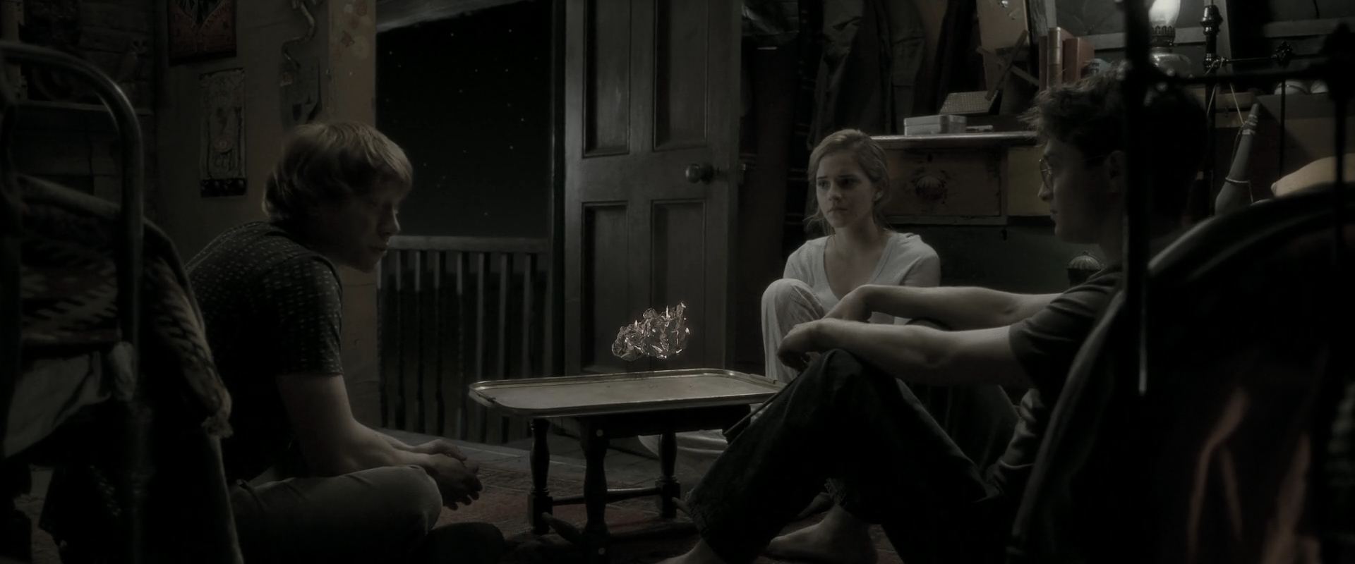 EmmaWatsonFan_dot_nl-HarryPotterAndTheHalfBloodPrince0813.jpg