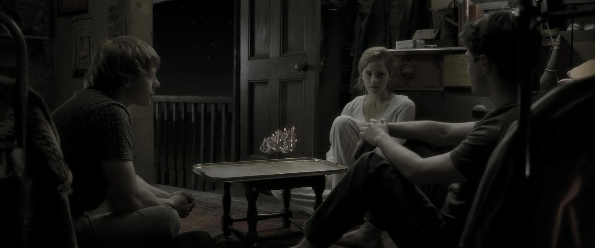 EmmaWatsonFan_dot_nl-HarryPotterAndTheHalfBloodPrince0828.jpg