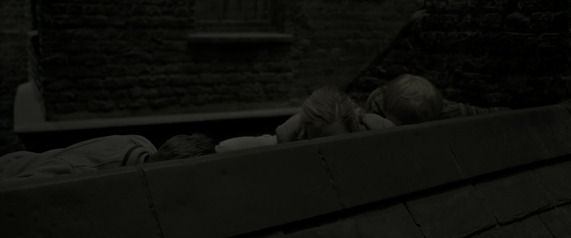 EmmaWatsonFan_dot_nl-HarryPotterAndTheHalfBloodPrince1287.jpg