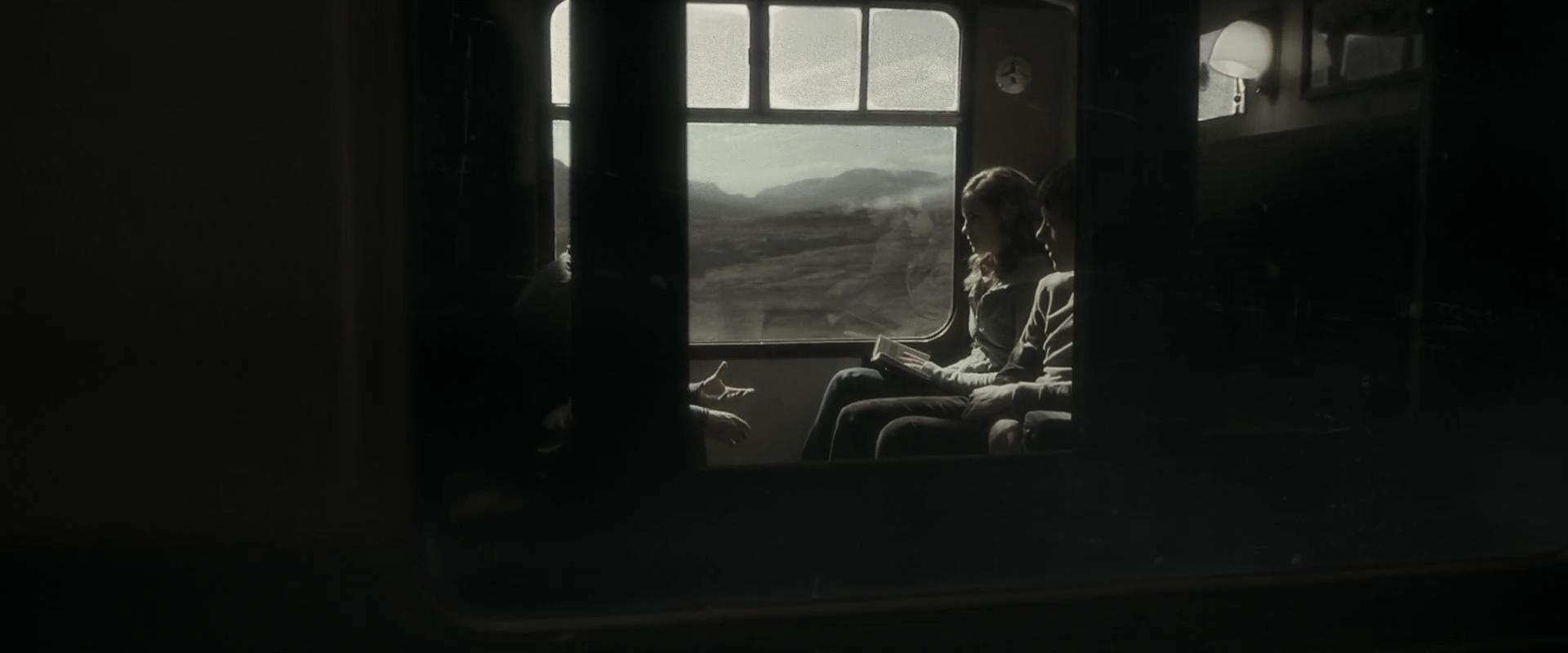 EmmaWatsonFan_dot_nl-HarryPotterAndTheHalfBloodPrince1349.jpg