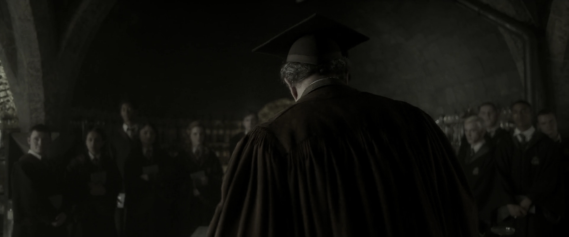 EmmaWatsonFan_dot_nl-HarryPotterAndTheHalfBloodPrince1946.jpg