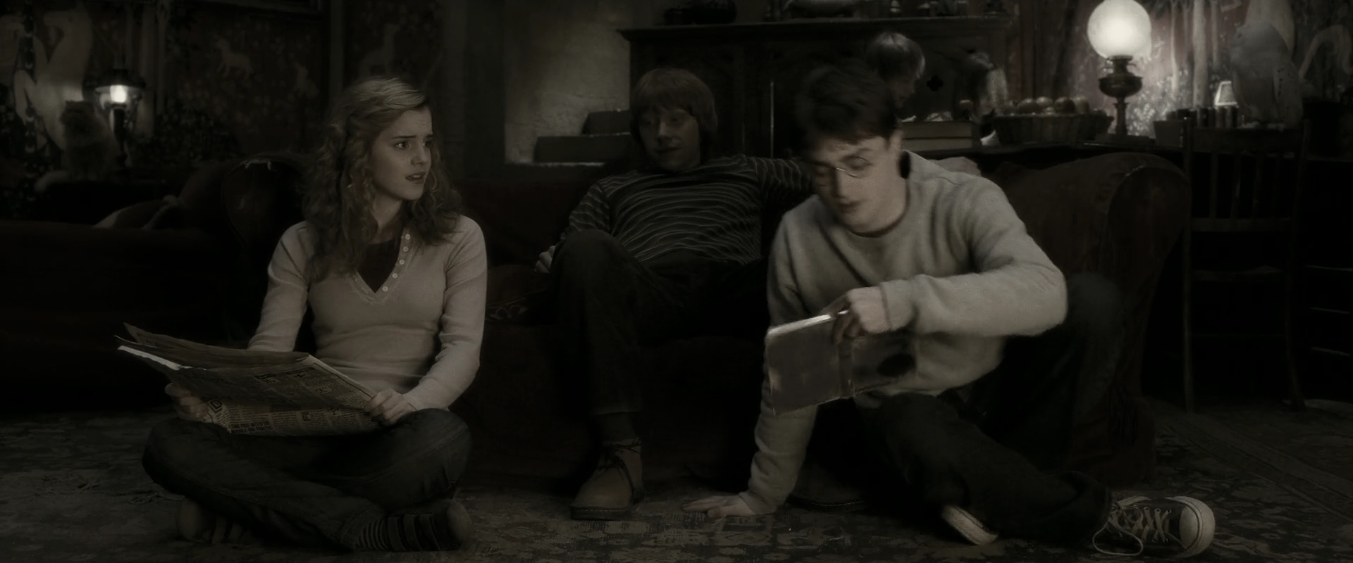 EmmaWatsonFan_dot_nl-HarryPotterAndTheHalfBloodPrince2809.jpg EmmaWatsonFan_dot_nl-HarryPotterAndTheHalfBloodPrince2809.jpg