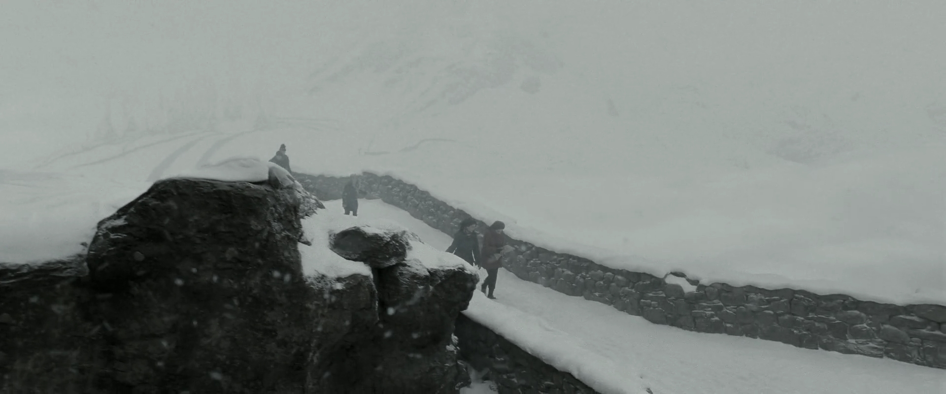 EmmaWatsonFan_dot_nl-HarryPotterAndTheHalfBloodPrince3032.jpg EmmaWatsonFan_dot_nl-HarryPotterAndTheHalfBloodPrince3032.jpg