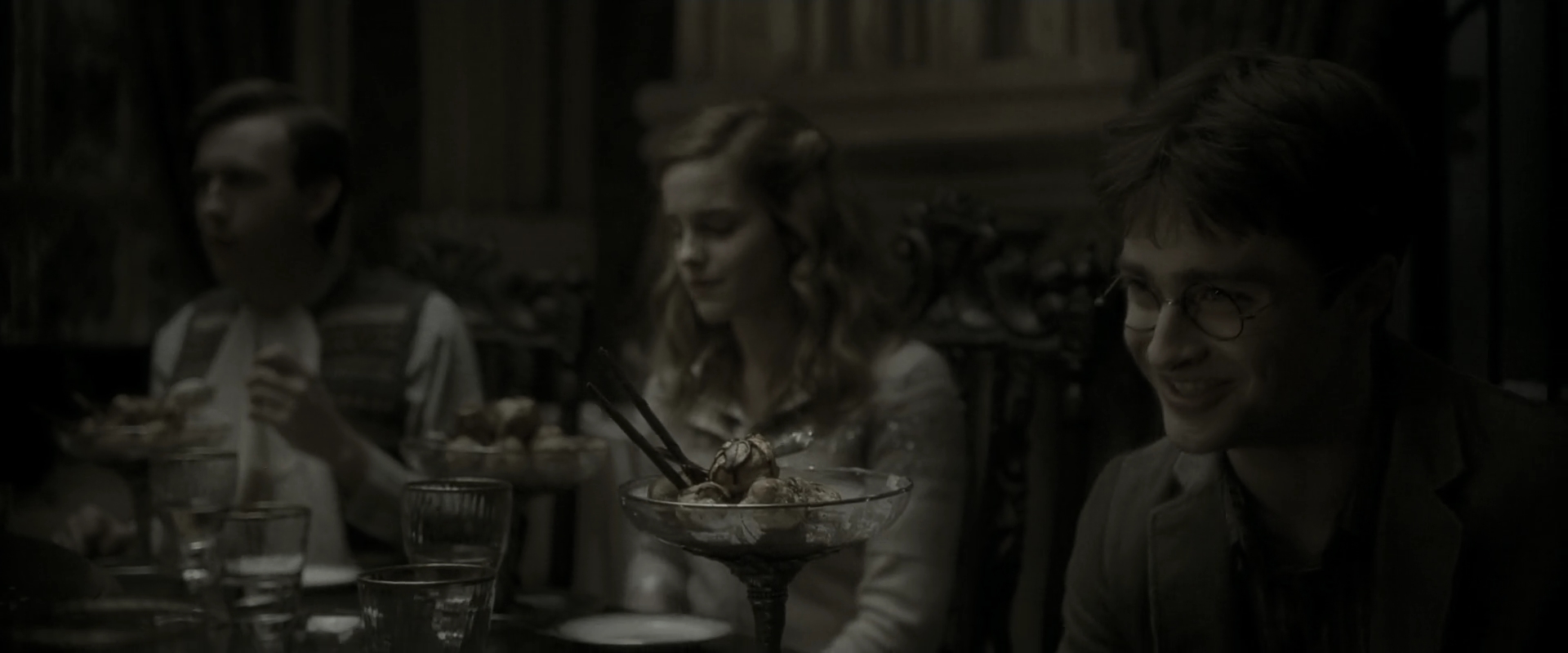 EmmaWatsonFan_dot_nl-HarryPotterAndTheHalfBloodPrince3385.jpg EmmaWatsonFan_dot_nl-HarryPotterAndTheHalfBloodPrince3385.jpg