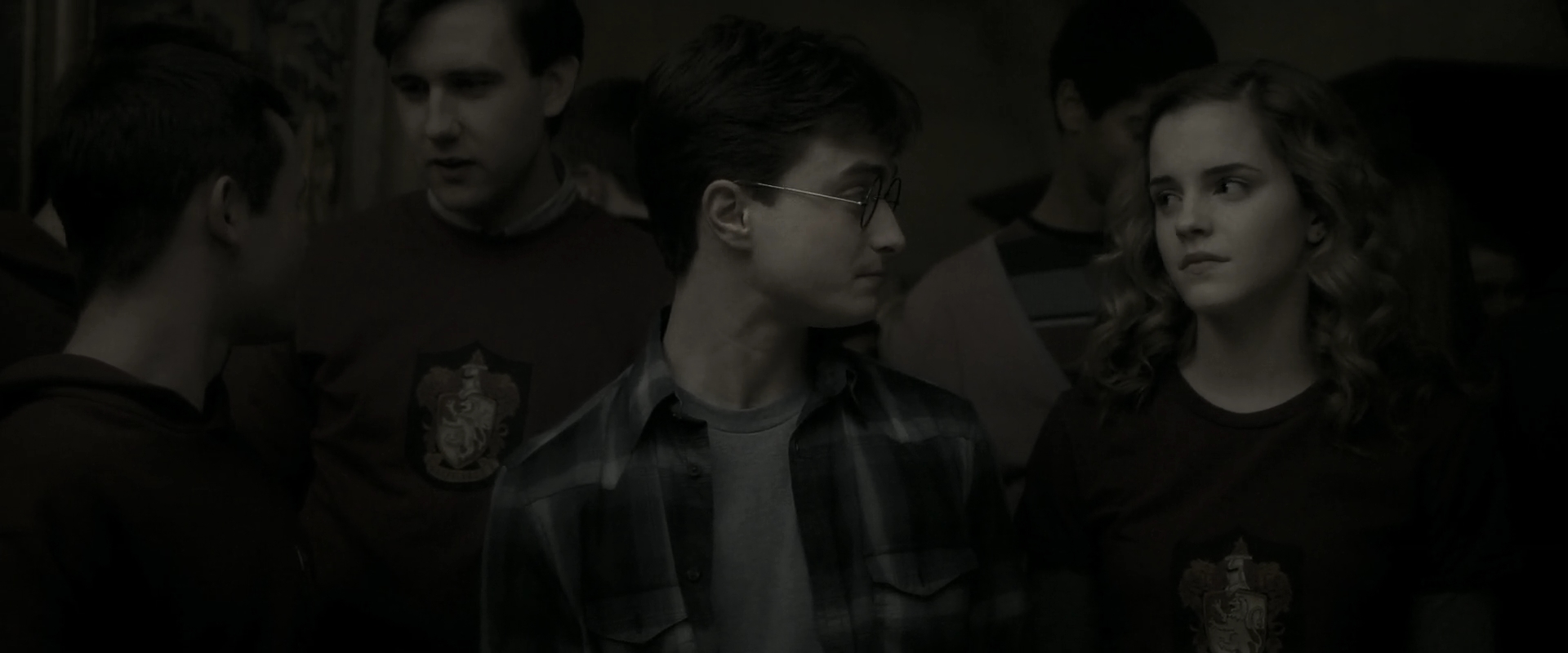 EmmaWatsonFan_dot_nl-HarryPotterAndTheHalfBloodPrince3710.jpg
